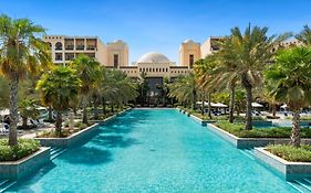 Hilton Ras Al Khaimah Beach Resort  5*